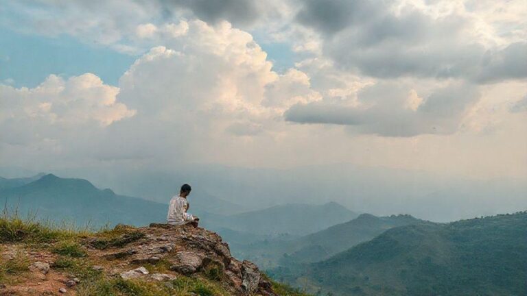 बढ़ती ठंड के बीच कहां-कहां बंद हो गए स्कूल, यहां चेक कर लें पूरी लिस्ट |